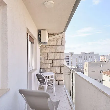 By Litto Apartmán