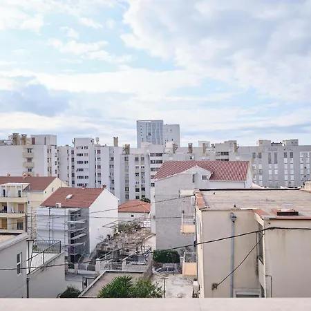 Apartment By Litto Split