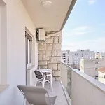 By Litto شقة