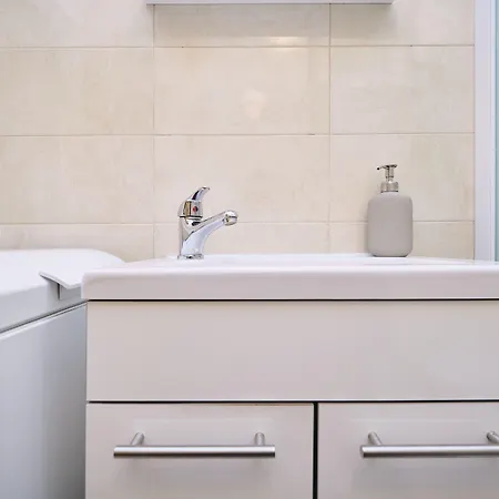 By Litto Apartamento