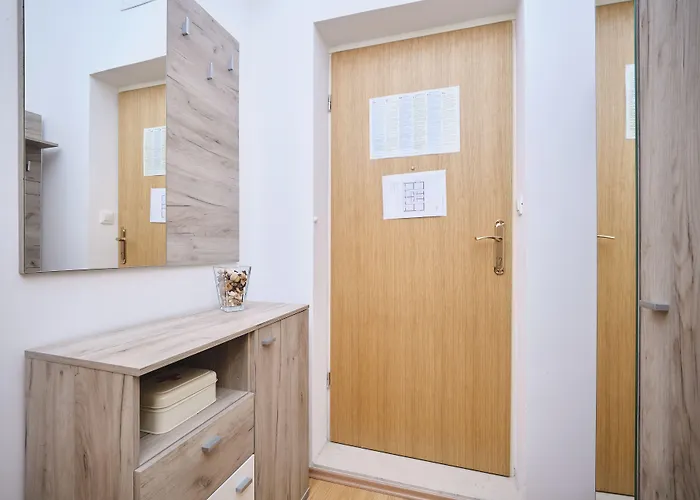 By Litto Διαμέρισμα Σπλιτ